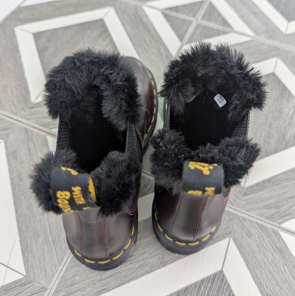 New! Doc Martens Leonore Faux Fur Lined Chelsea Boots Oxblood Color Size 6 - Picture 7 of 13